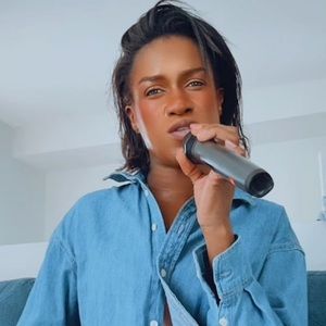 Meet your Posher, Eve